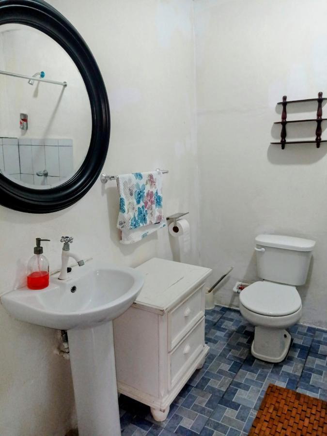 Casa Yoly Hostel גרנאדה מראה חיצוני תמונה