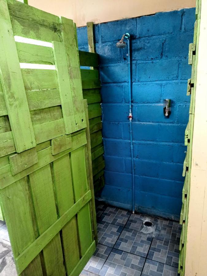 Casa Yoly Hostel גרנאדה מראה חיצוני תמונה