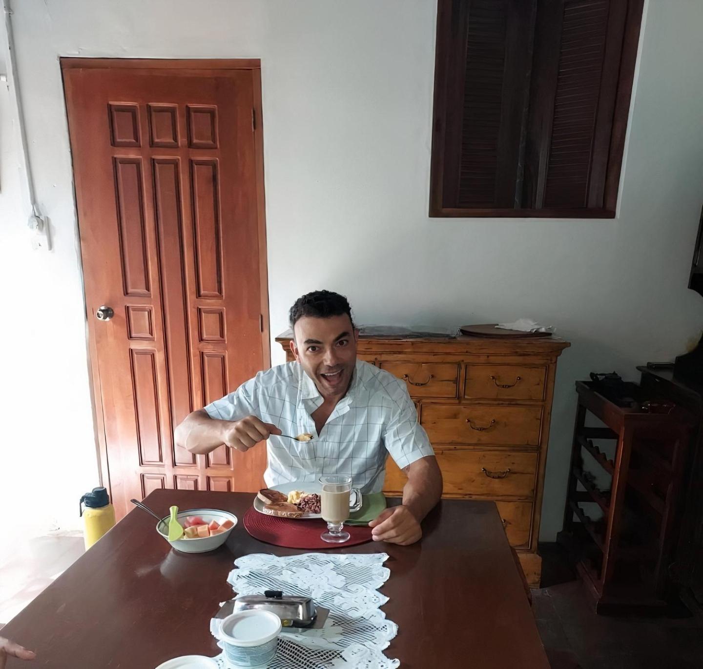 Casa Yoly Hostel גרנאדה מראה חיצוני תמונה
