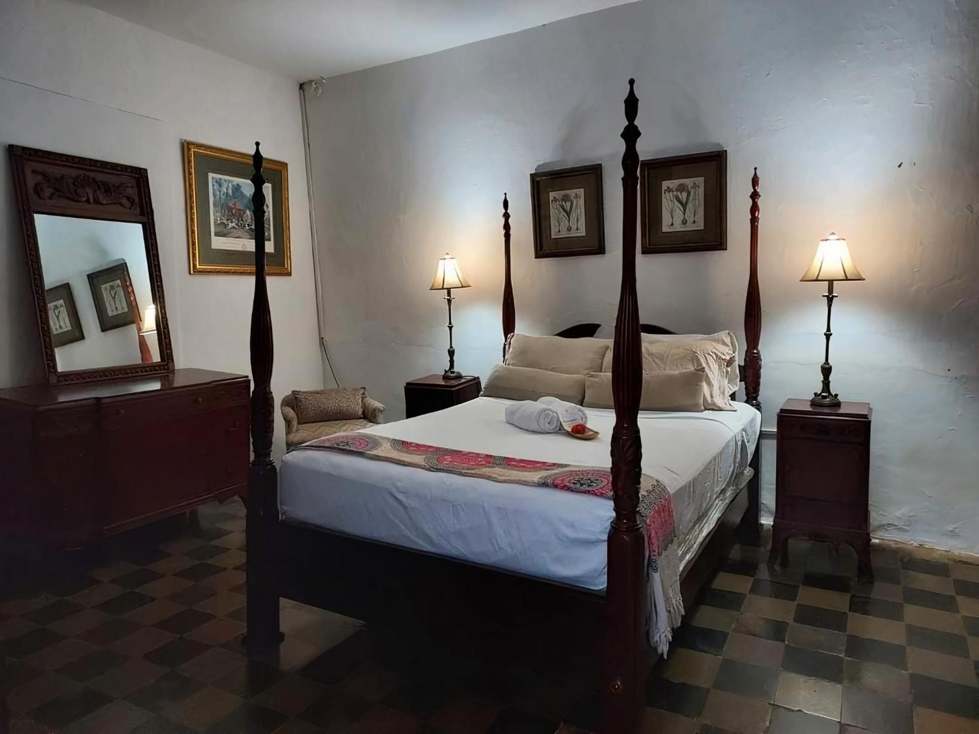 Casa Yoly Hostel גרנאדה מראה חיצוני תמונה