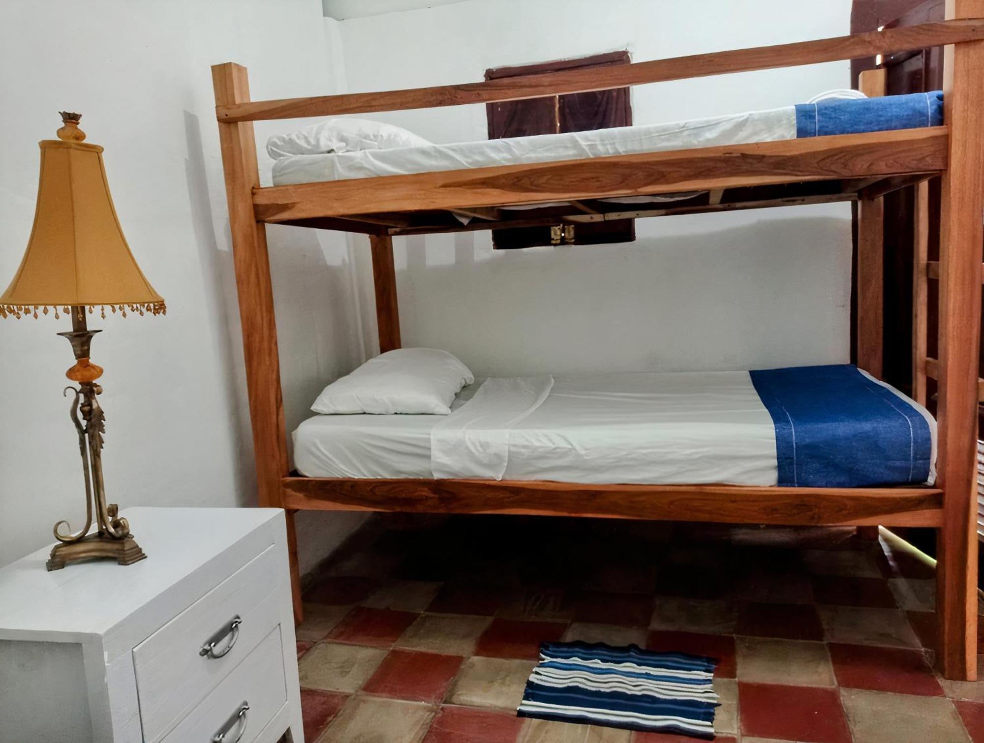 Casa Yoly Hostel גרנאדה מראה חיצוני תמונה
