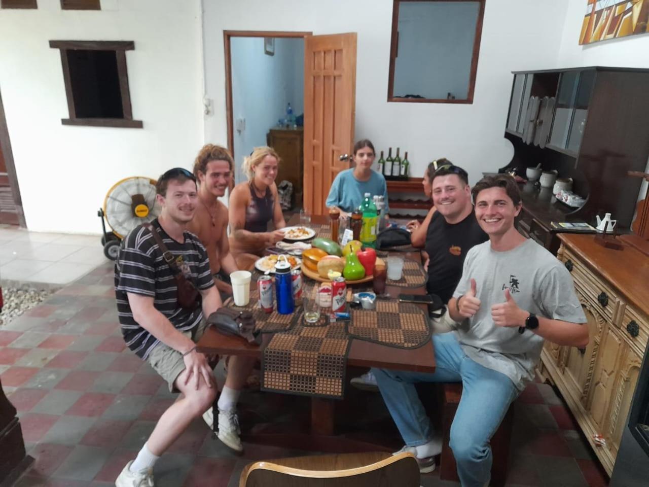 Casa Yoly Hostel גרנאדה מראה חיצוני תמונה
