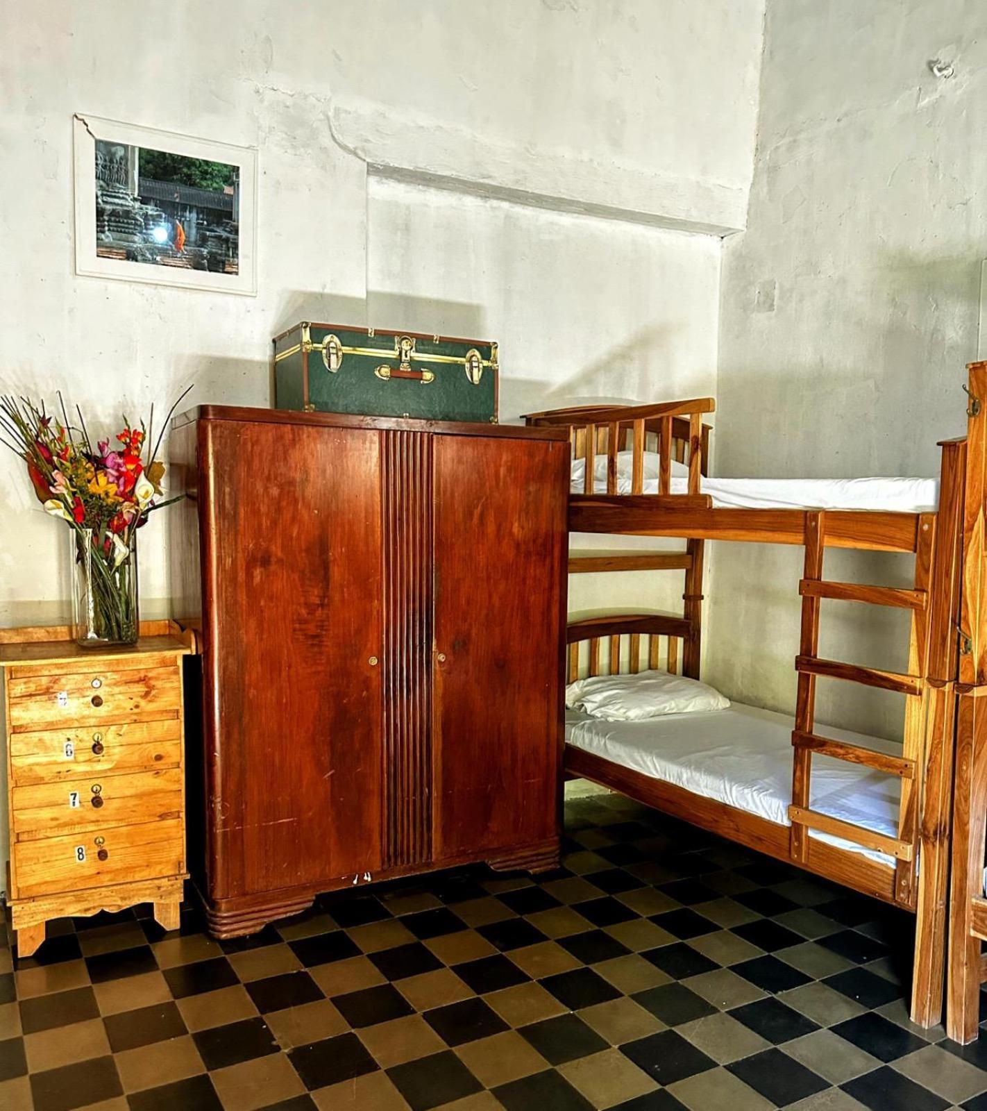 Casa Yoly Hostel גרנאדה מראה חיצוני תמונה