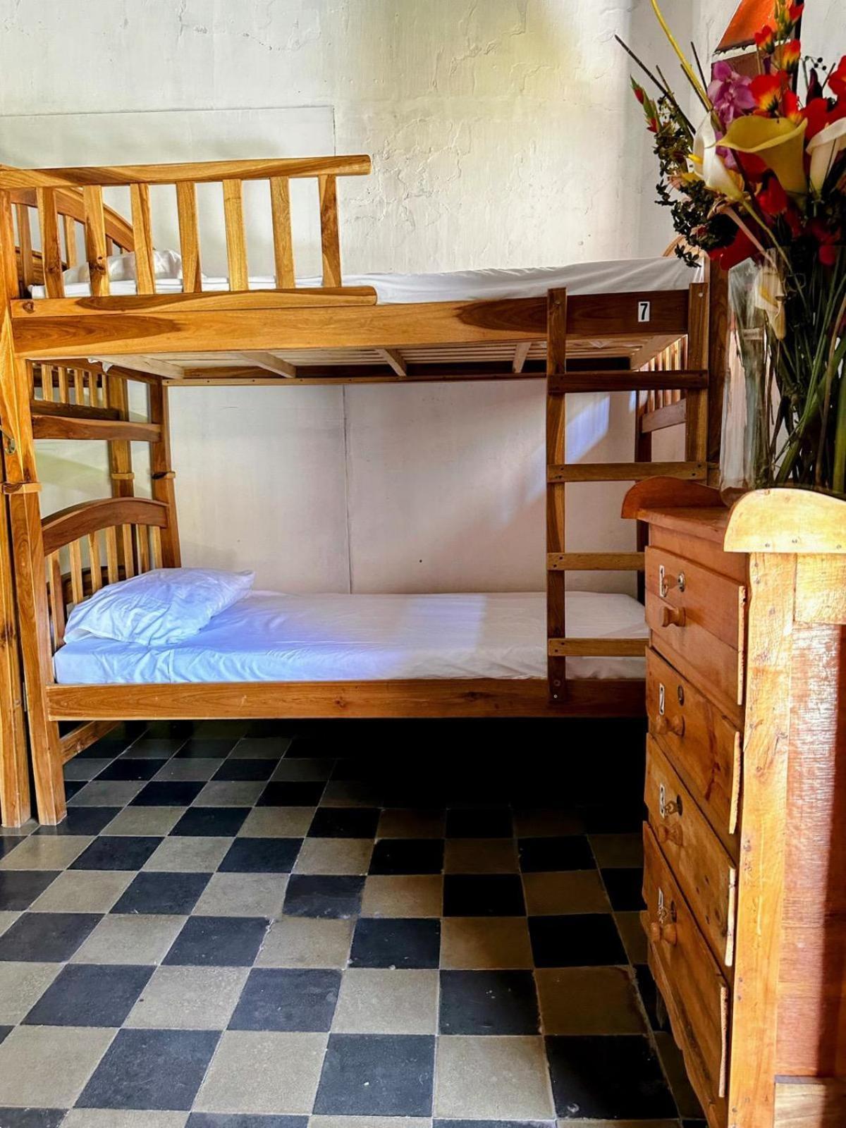 Casa Yoly Hostel גרנאדה מראה חיצוני תמונה