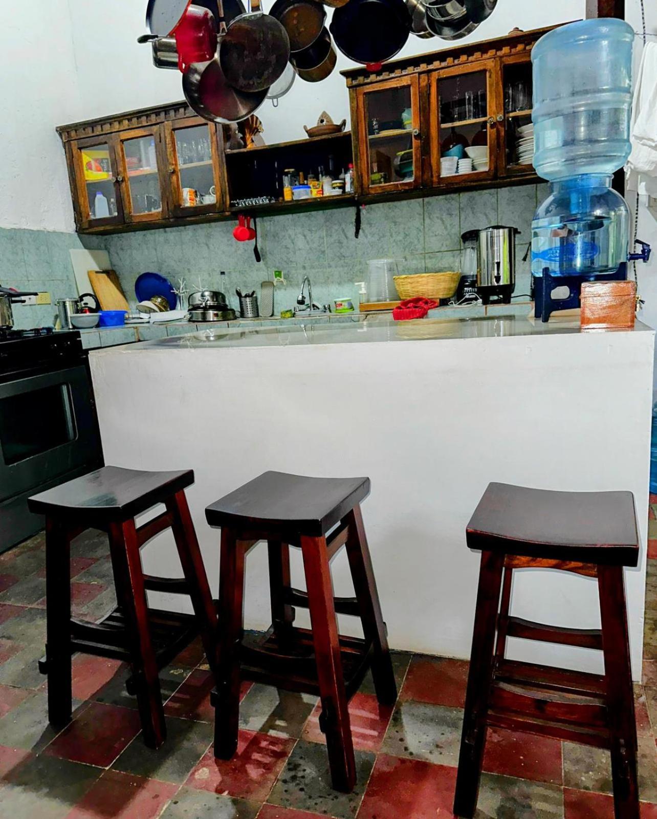 Casa Yoly Hostel גרנאדה מראה חיצוני תמונה