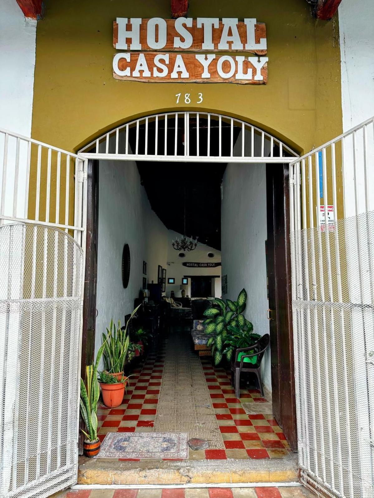 Casa Yoly Hostel גרנאדה מראה חיצוני תמונה